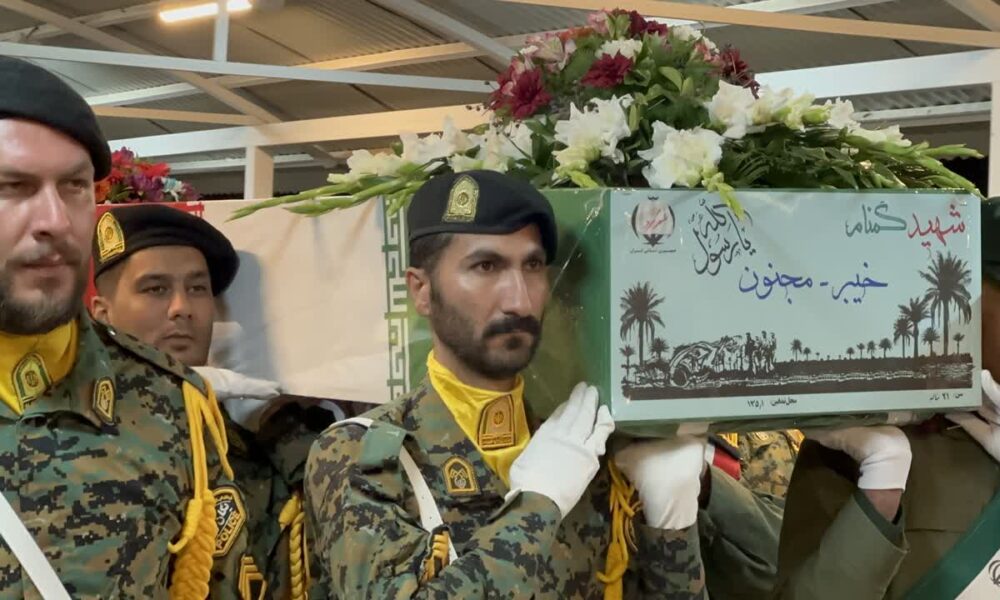 ورود پیکرهای مطهر ۶ شهید گمنام در شهرکرد؛ روایت یک شب سرشار از اشک و افتخار