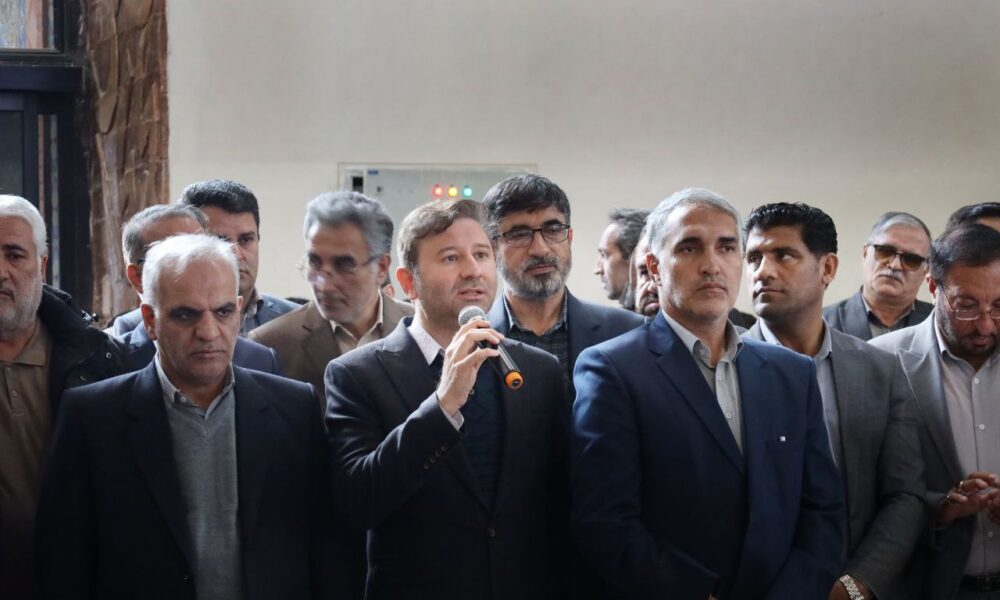 نخستین جشنواره ملی نمد در شهرکرد آغاز بکار کرد 