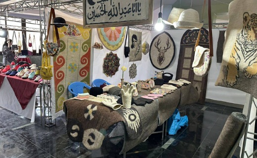 نخستین جشنواره ملی نمد در شهرکرد آغاز بکار کرد 